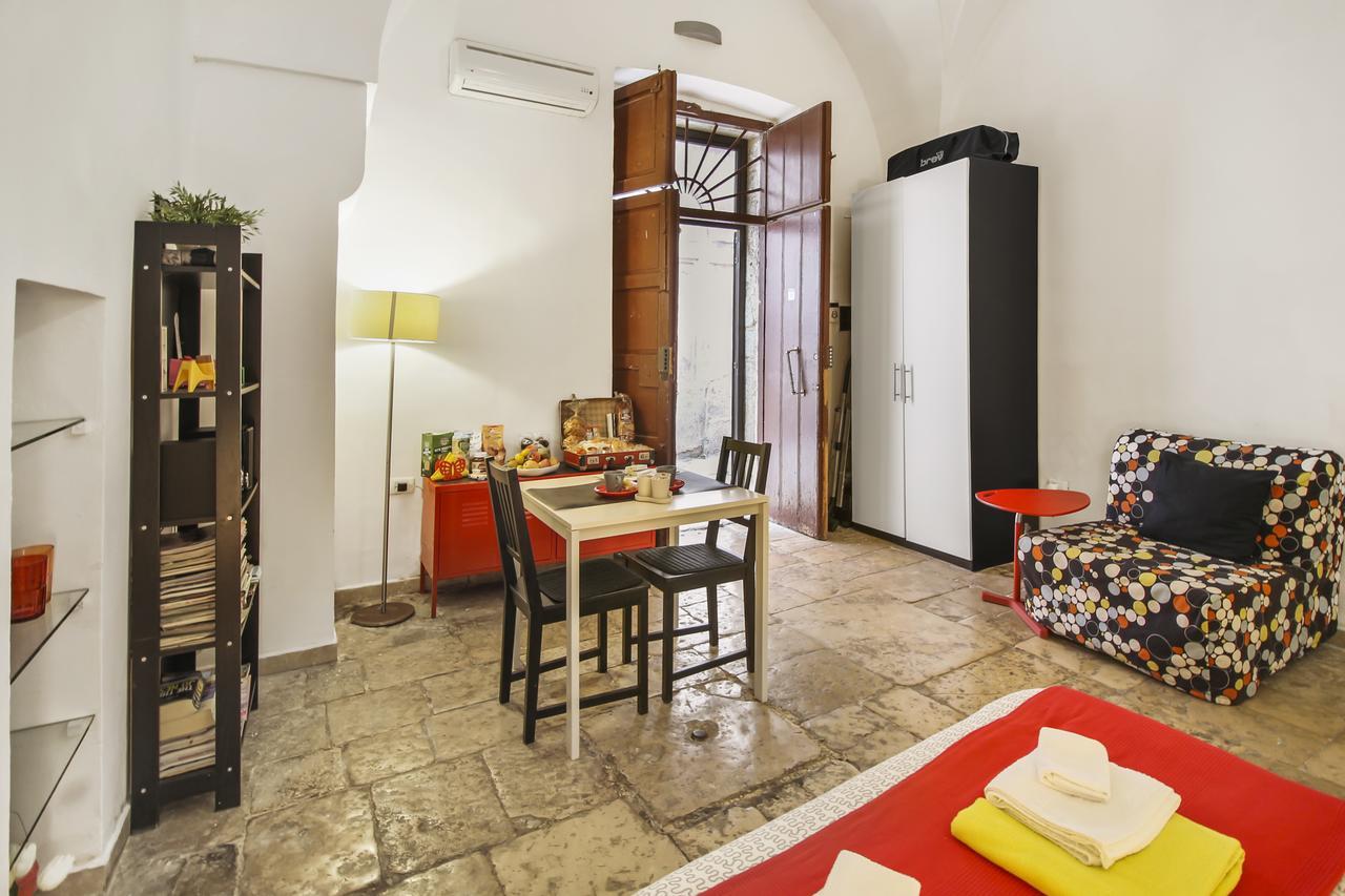 B&B Affittacamere Del Teatro Brindisi Ngoại thất bức ảnh